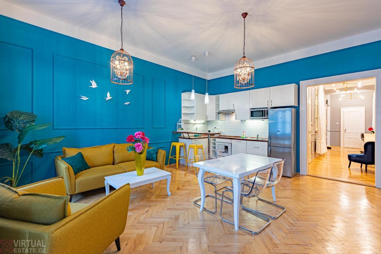 Colorful Wenceslas Square Apartment Prague Ngoại thất bức ảnh